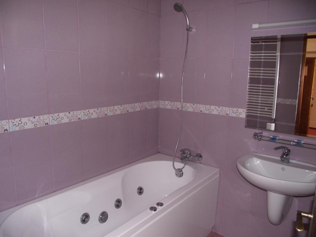 Hotel Flormang Craiova Pokoj fotografie